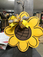 SUNFLOWER HEAD WREATH BLANK WITH STENCIL