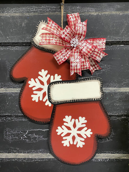 DOUBLE MITTENS WREATH BLANK WITH STENCIL