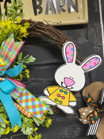 BUNNY RAINCOAT WREATH BLANK WITH STENCIL